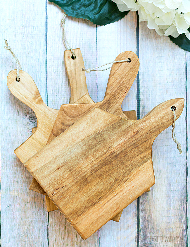 http://www.itallstartedwithpaint.com/wp-content/uploads/2015/07/cutting-boards-bread-boards-mini-rustic-wood-boards-18-of-23.jpg