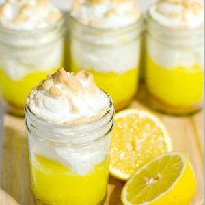 Lemon Meringue Recipe for Individual Servings in Mason Jars