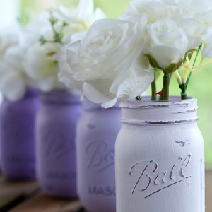 Painted Distressed Mason Jars in Lavender