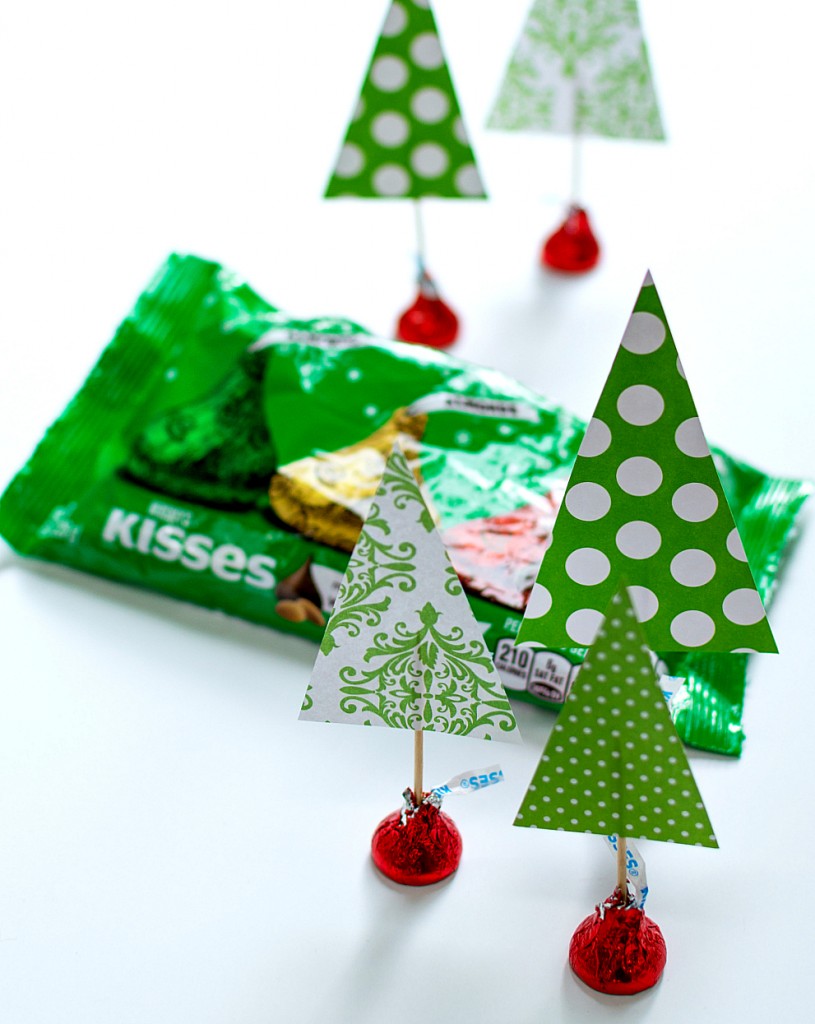 Christmas Crafts with Kids & Kisses - It All Started With Paint