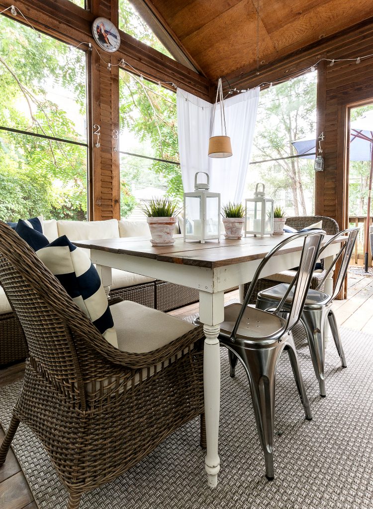 farmhouse wicker chairs